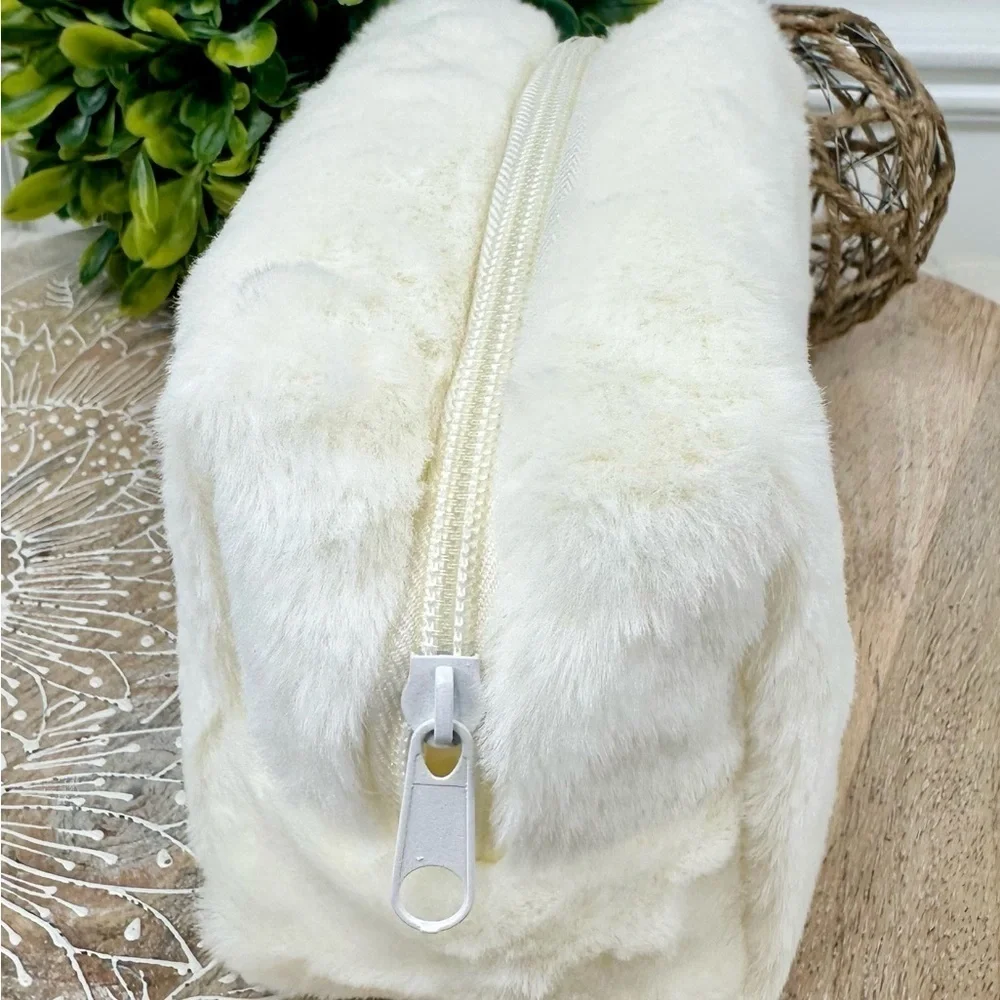 Elegant Cream Faux Fur Cosmetic Bag
